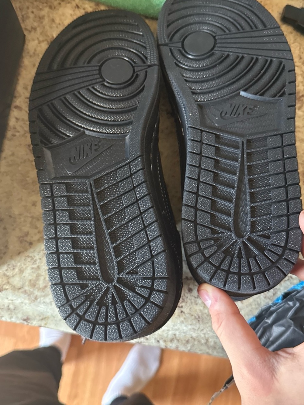 travis scott jordan 1 low black phantom - Picture 3 of 3